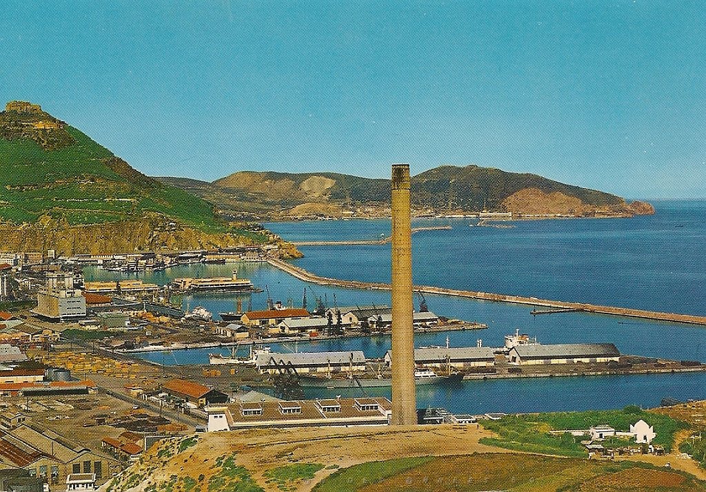 258-vue du port.JPG